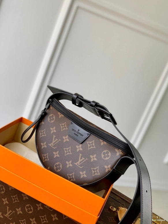 Cheap VUITTON Crossbody Moon LOUIS 0713